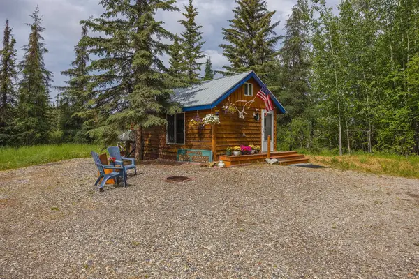 1195 ALAN COURT, North Pole, AK 99705
