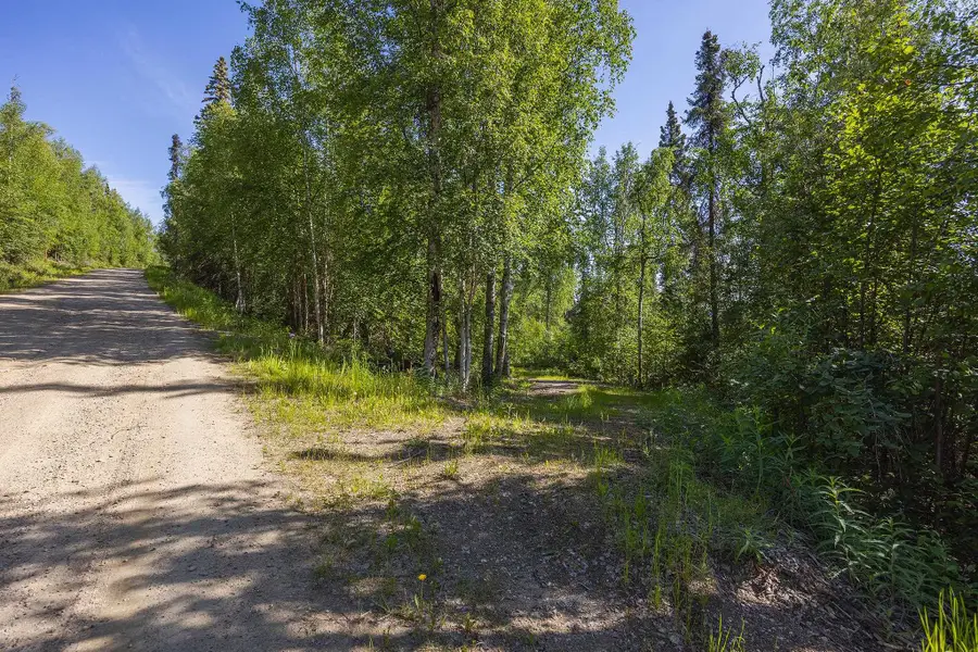 2048 PINE CONE LANE, Fairbanks, AK 99709 - #3