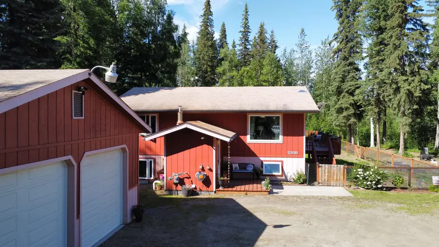 2891 CIRCLE LOOP ROAD, North Pole, AK 99705 - #2