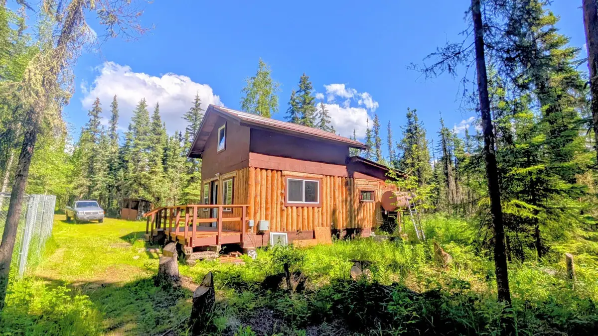 1135 WALKER WAY, Fairbanks, AK 99709 - #1