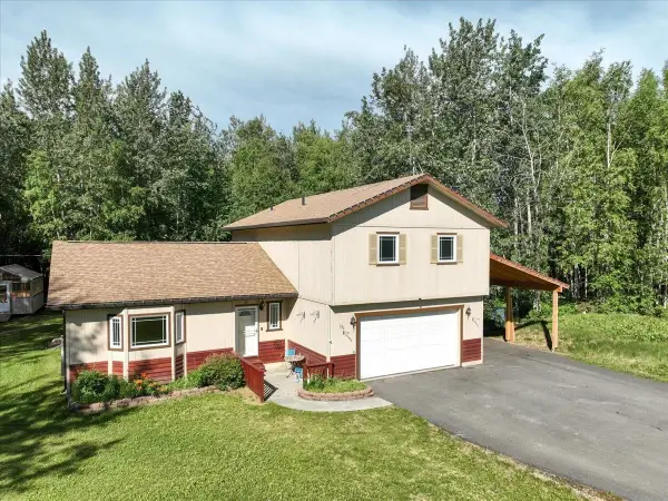 730 TURNER DRIVE, North Pole, AK 99705