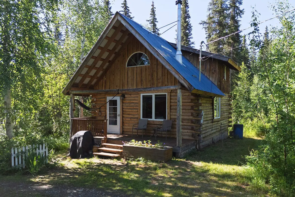 887 TARSIER DRIVE, Fairbanks, AK 99709 - #1