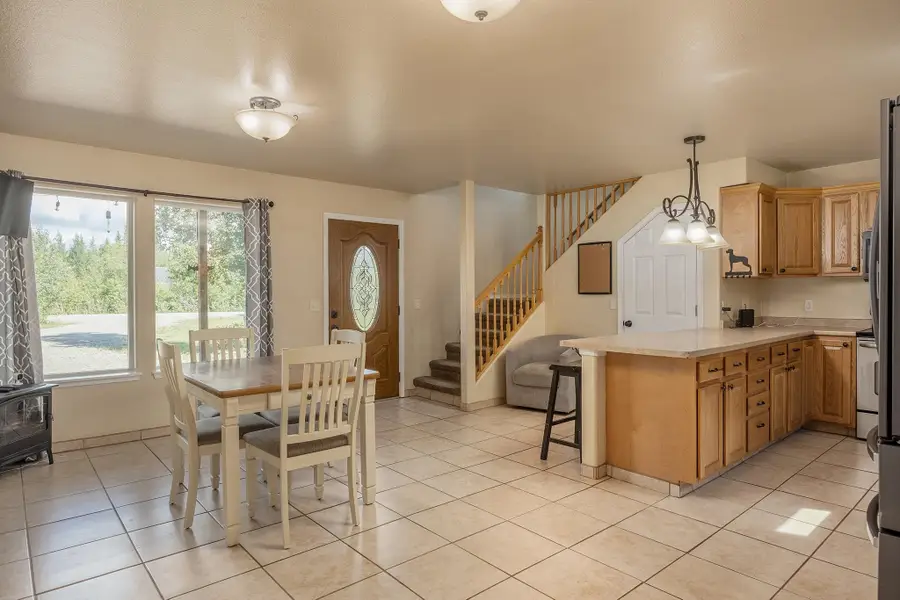 2375 LINDSBORG DRIVE, North Pole, AK 99705 - #3