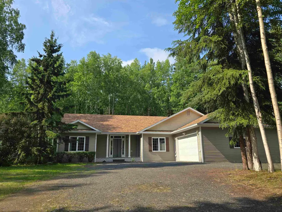 665 KENTSHIRE DRIVE, Fairbanks, AK 99709 - #3