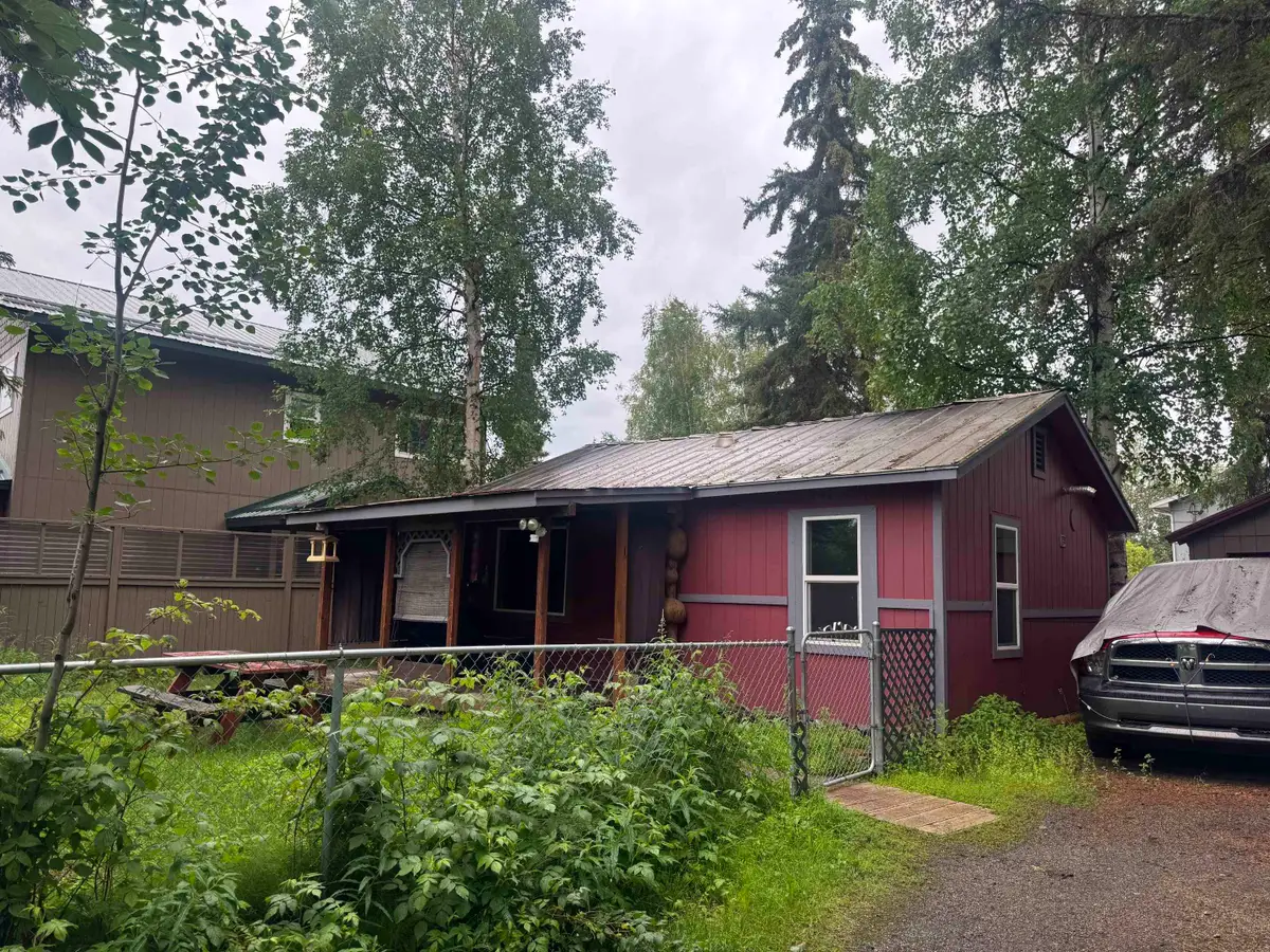 105 ROSELLA AVENUE, Fairbanks, AK 99701 - #1