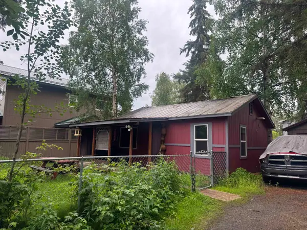 105 ROSELLA AVENUE, Fairbanks, AK 99701