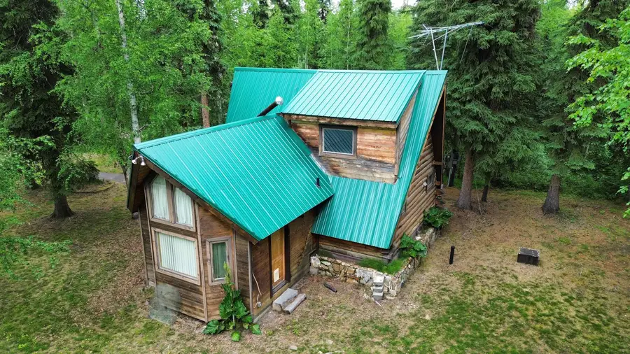 2551 LEE LANE, North Pole, AK 99705 - #3