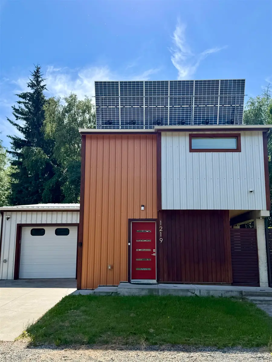 1219 TWENTY-FIRST AVENUE, Fairbanks, AK 99701 - #2
