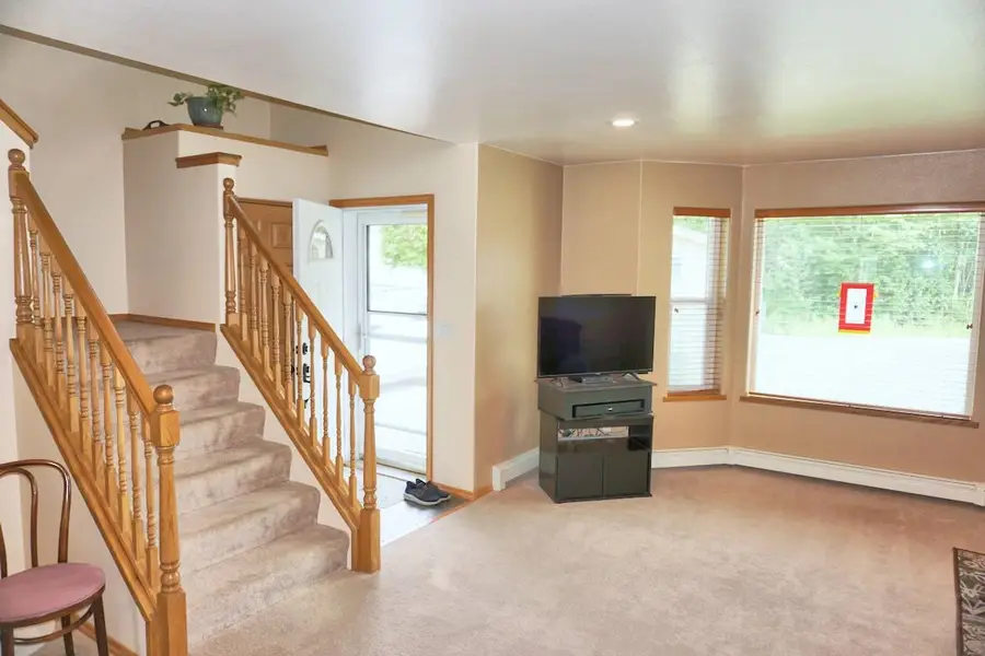 1955 RJ LOOP, Fairbanks, AK 99709 - #2
