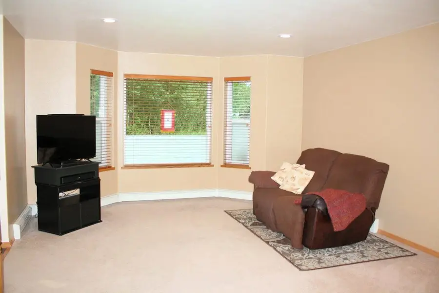 1955 RJ LOOP, Fairbanks, AK 99709 - #3