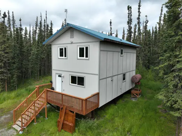 2500 MARIA ST, Fairbanks, AK 99709