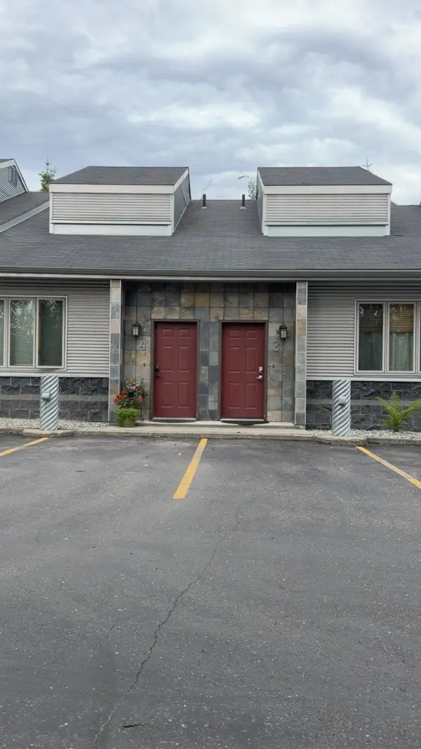 825 28TH AVENUE #Unit 3, Fairbanks, AK 99701