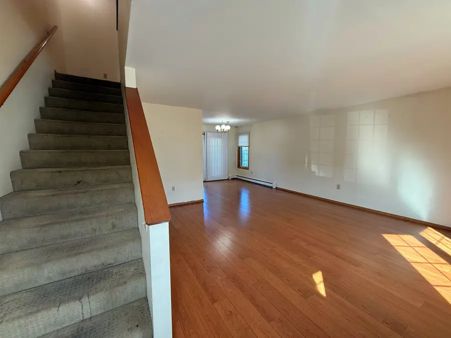 1561 GILLAM WAY, Fairbanks, AK 99701 - #2