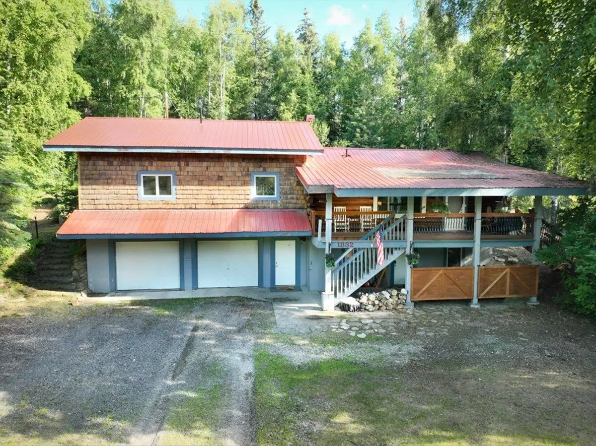 1832 VALLEY HIGH DRIVE, Fairbanks, AK 99709 - #1