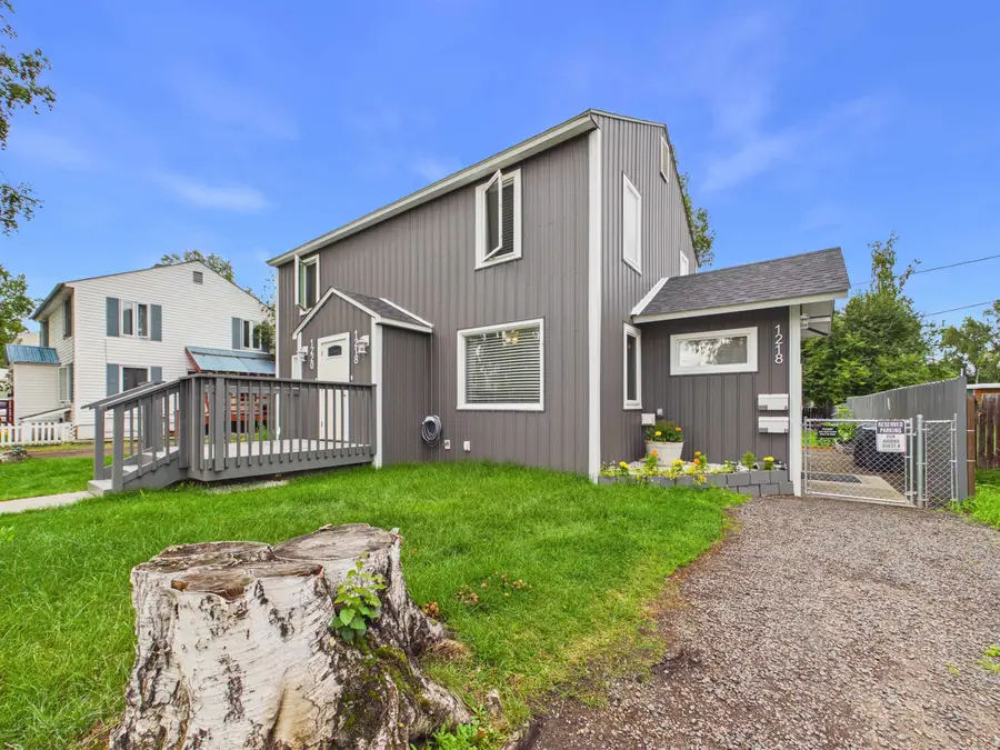 1220 9TH AVENUE, Fairbanks, AK 99701 - #2