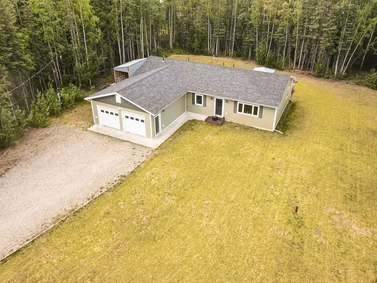 2095 STARFOX DRIVE, North Pole, AK 99705 - #1