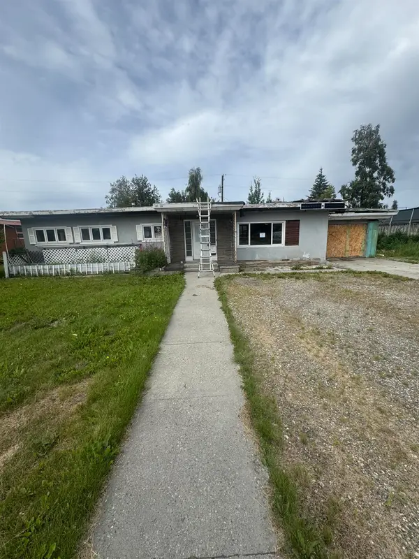 1036 KELLUM STREET, Fairbanks, AK 99701