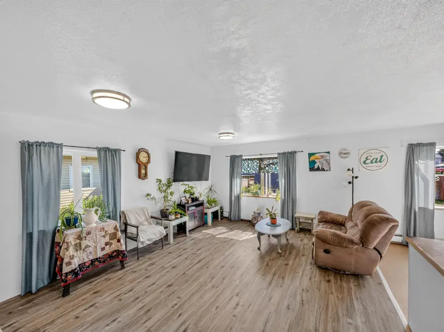 2103 GILLAM WAY, Fairbanks, AK 99701 - #3