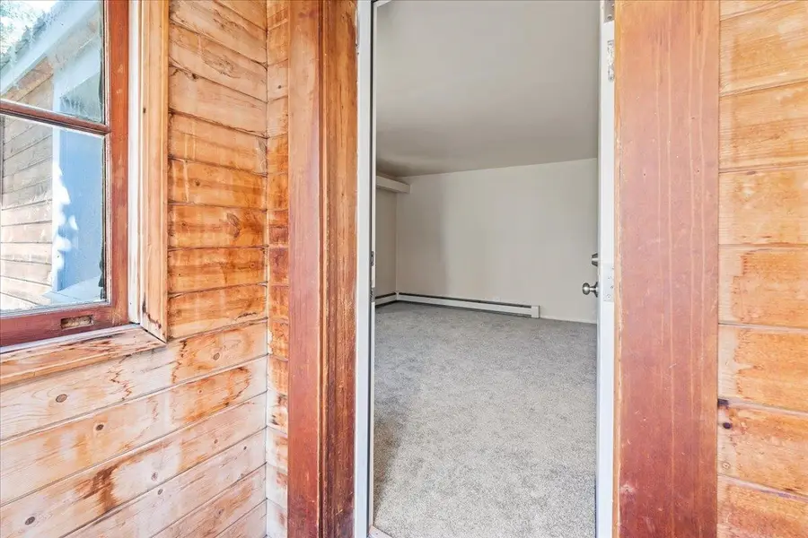 327 SIXTH AVENUE, Fairbanks, AK 99701 - #2