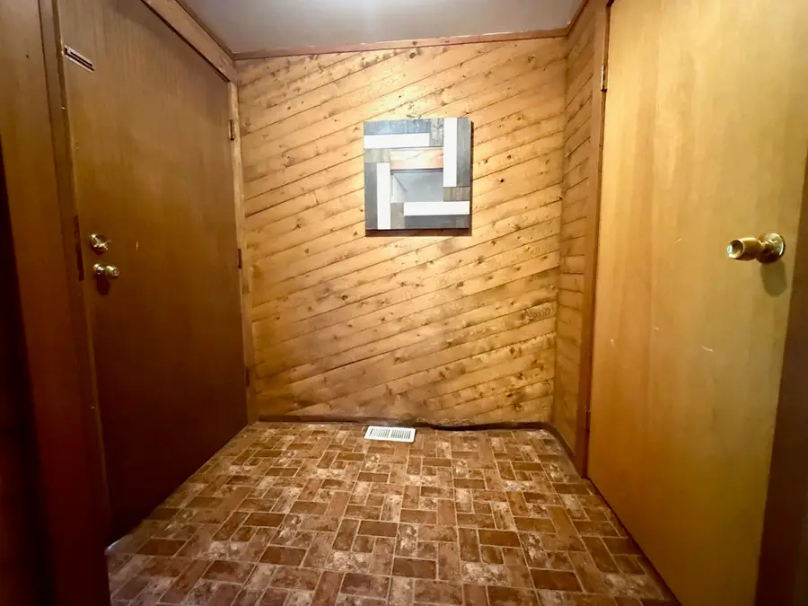1089 AZTEC ROAD, North Pole, AK 99705 - #3