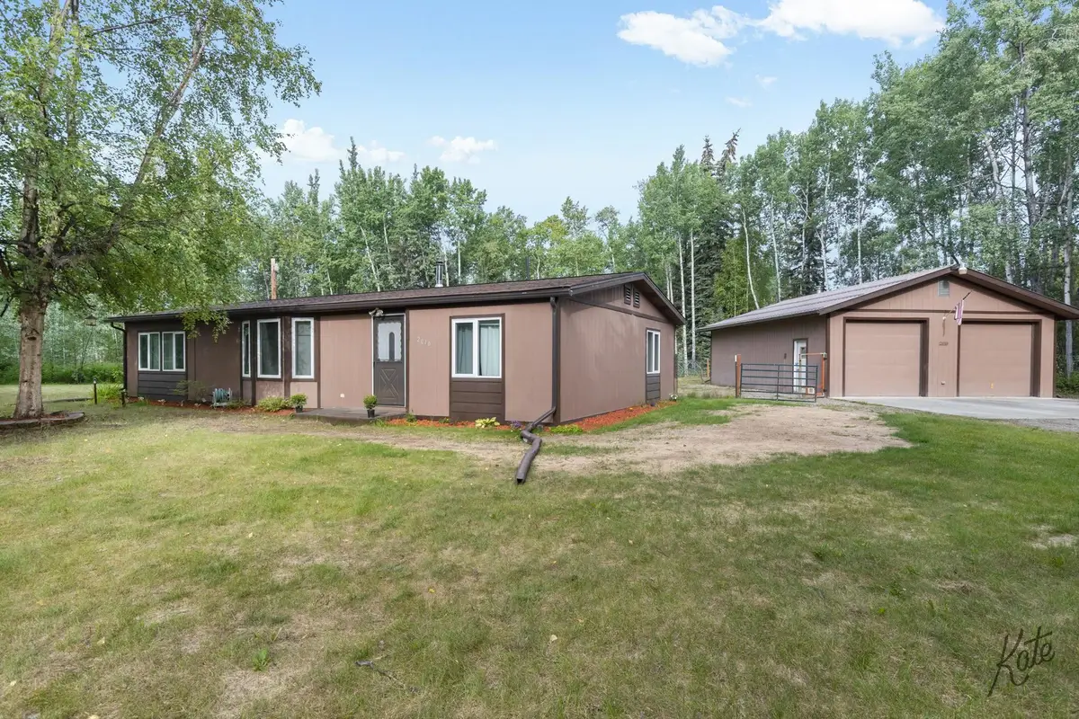 2010 LONG CIRCLE, North Pole, AK 99705 - #1