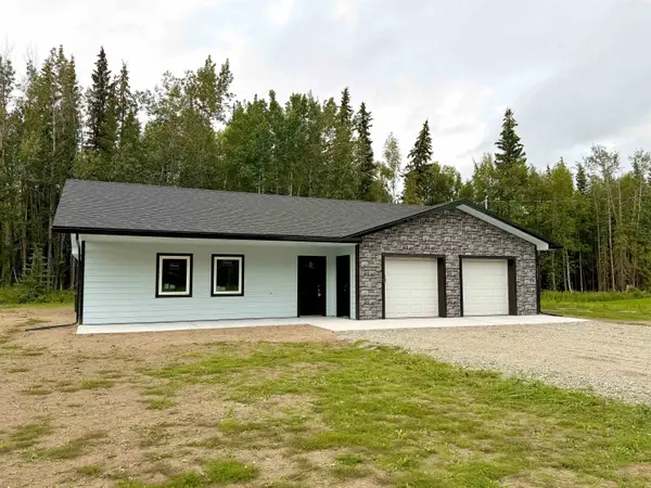 2542 BEDFORD LOOP, North Pole, AK 99705