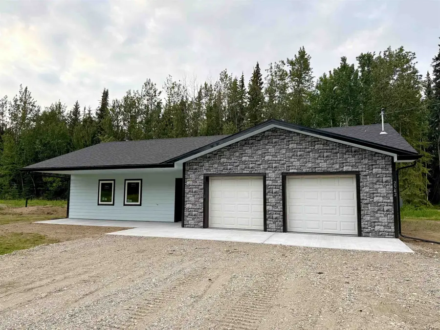 2542 BEDFORD LOOP, North Pole, AK 99705 - #2