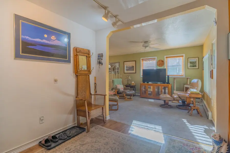 329 EUREKA AVENUE, Fairbanks, AK 99701 - #3