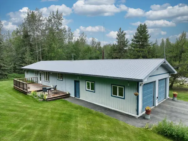 3385 VENUS DRIVE, North Pole, AK 99705