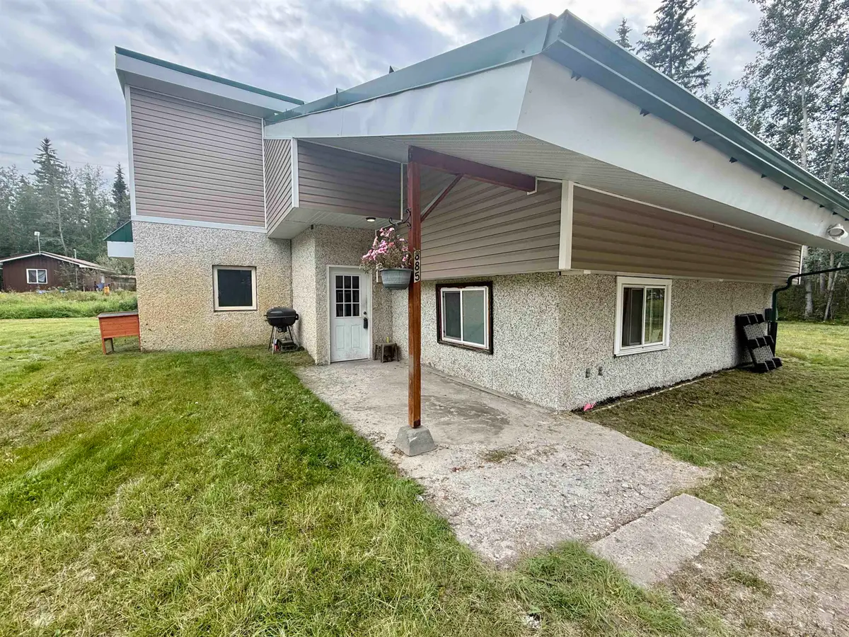 855 MEMORY AVENUE, North Pole, AK 99705 - #1