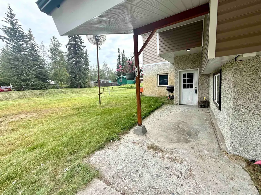 855 MEMORY AVENUE, North Pole, AK 99705 - #2