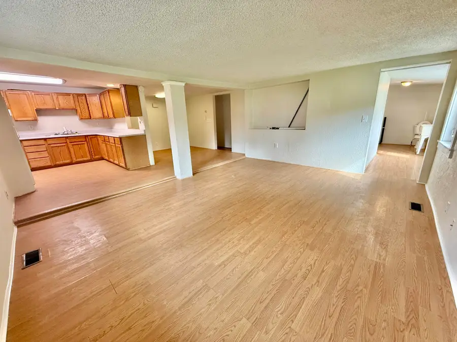 855 MEMORY AVENUE, North Pole, AK 99705 - #3
