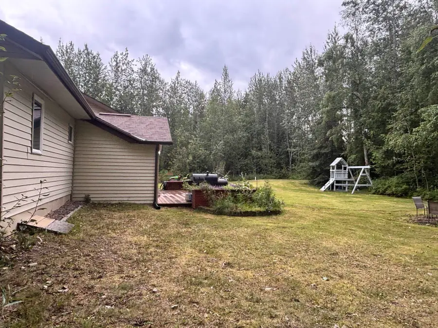 3399 LAURANCE ROAD, North Pole, AK 99705 - #2