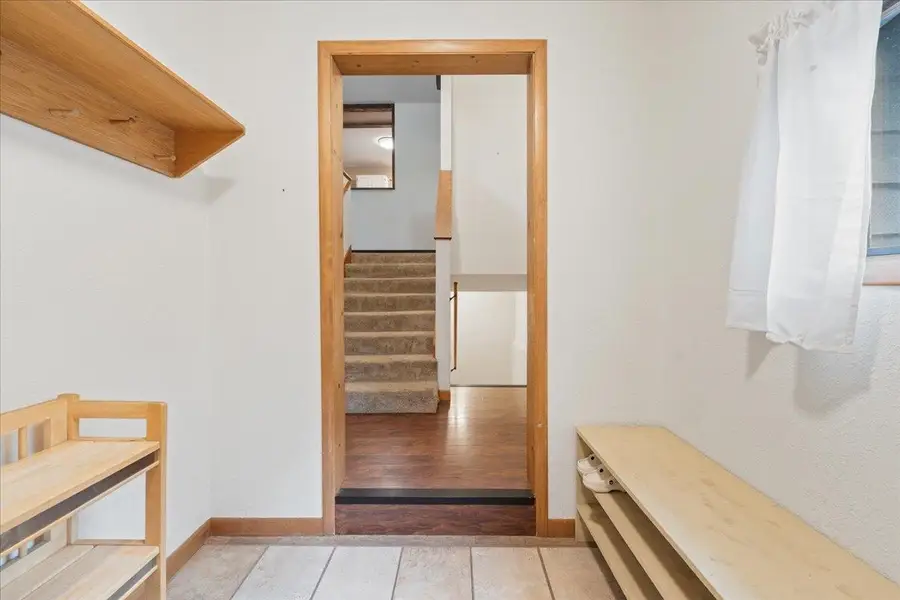 212 SUNNY HILLS DRIVE, Fairbanks, AK 99712 - #2