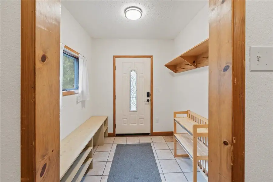 212 SUNNY HILLS DRIVE, Fairbanks, AK 99712 - #3