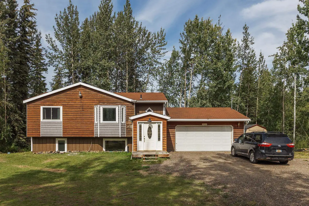 1839 JESSICA LOOP, North Pole, AK 99705 - #1