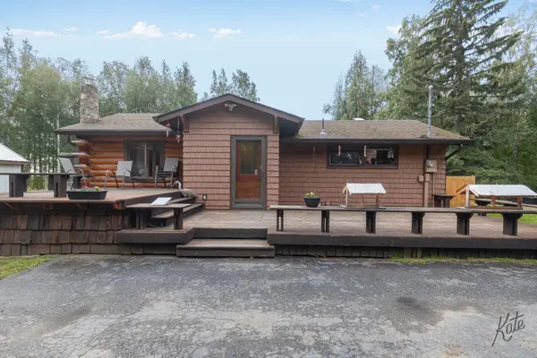 770 BENNETT ROAD, Fairbanks, AK 99712