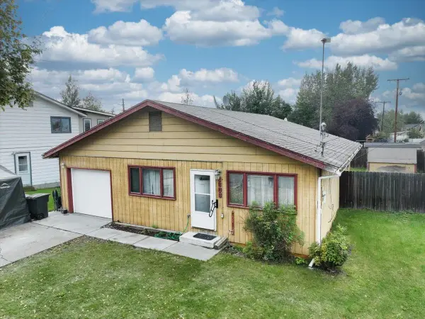 2808 TURNER STREET, Fairbanks, AK 99701