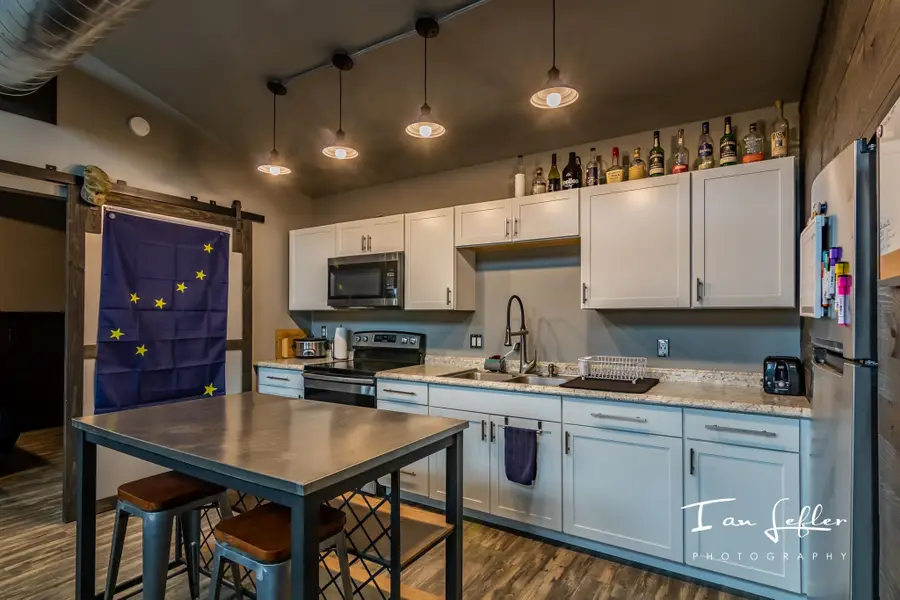 941 LINCOLNWOOD DRIVE, Fairbanks, AK 99705 - #3