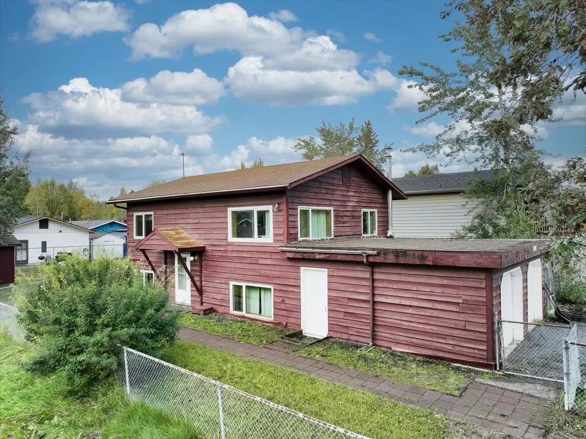 1034 27TH AVENUE, Fairbanks, AK 99701 - #1