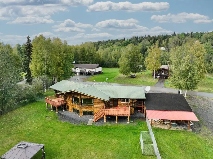 1283 AIRLINE DRIVE, North Pole, AK 99705 - #2