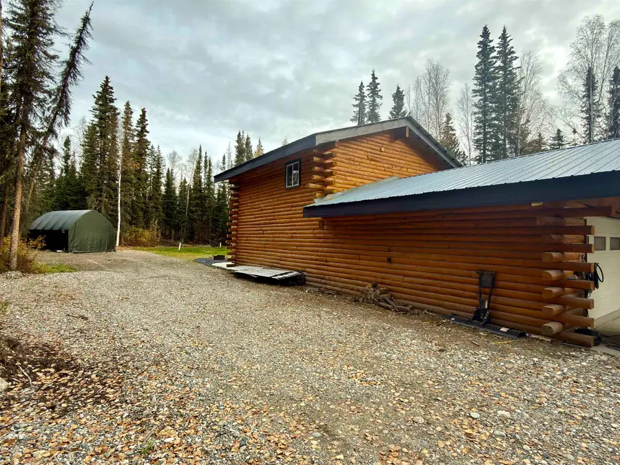 4622 EASTERN STREET, North Pole, AK 99705 - #3