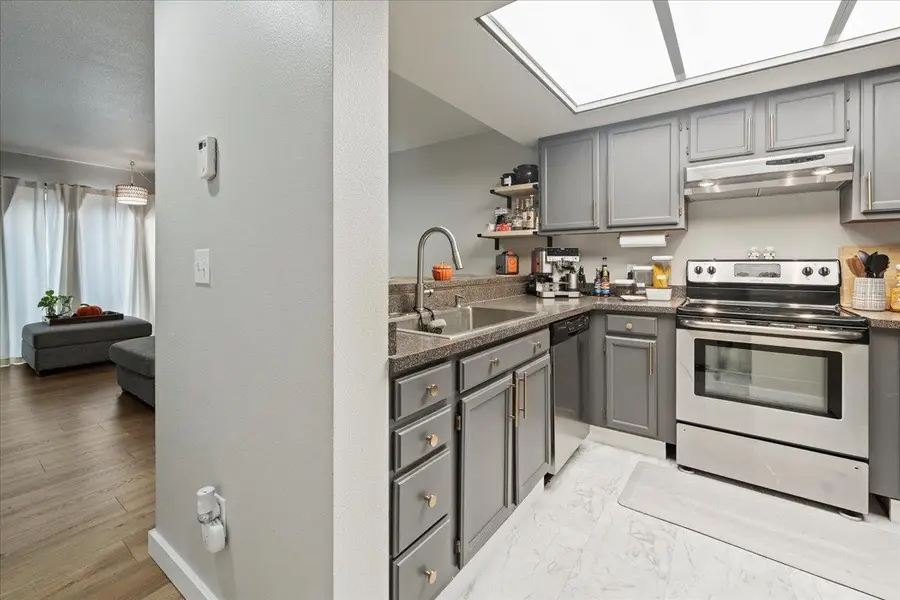 1314 29TH AVENUE, Fairbanks, AK 99701 - #2
