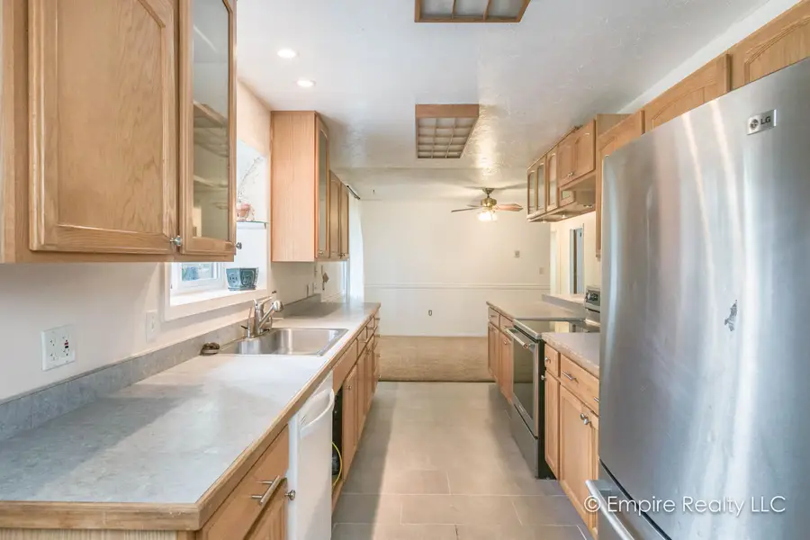 462 PLEASURE DRIVE, North Pole, AK 99705 - #3