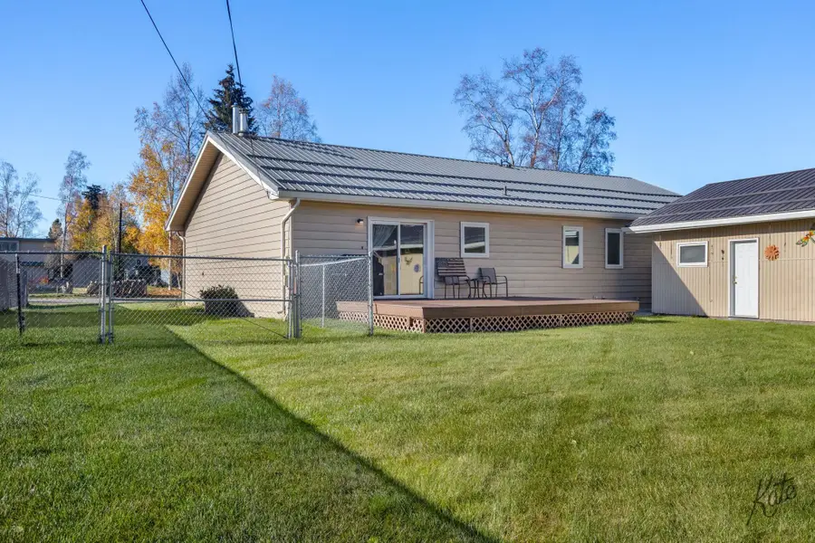 1187 KODIAK STREET, Fairbanks, AK 99712 - #3