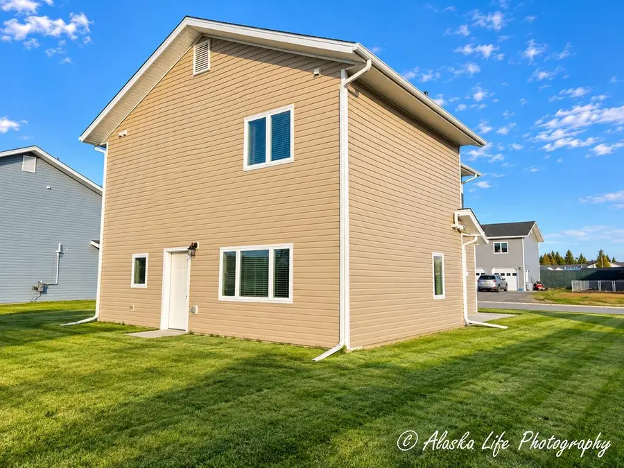 2670 STRYKER LOOP, North Pole, AK 99705 - #3