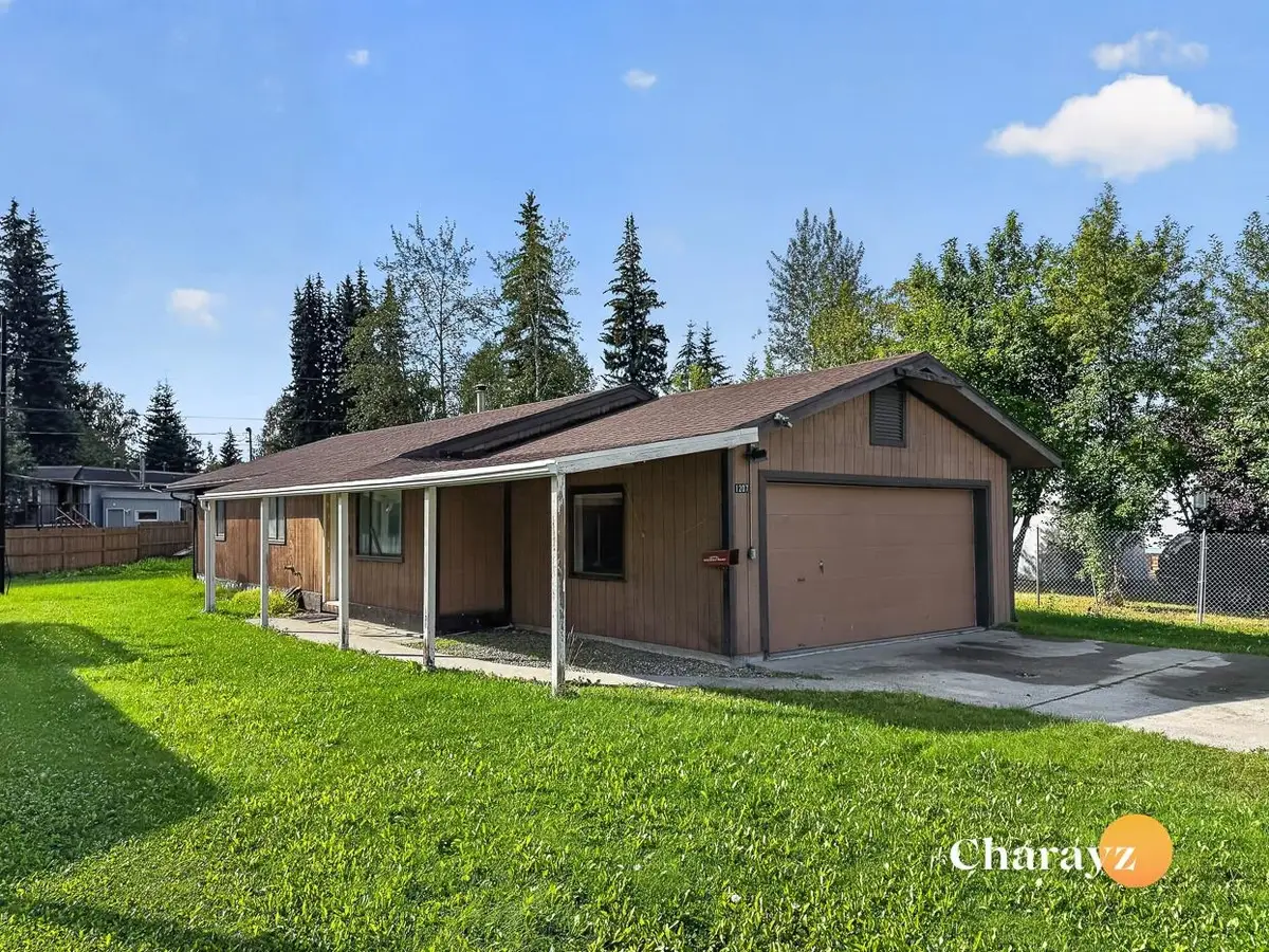 1207 WARREN STREET, Fairbanks, AK 99701 - #1