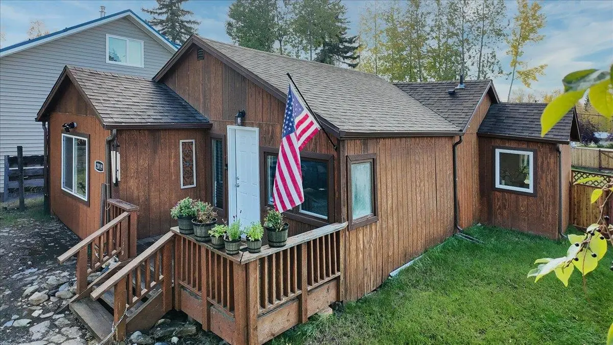 2019 HILTON AVENUE, Fairbanks, AK 99701 - #1