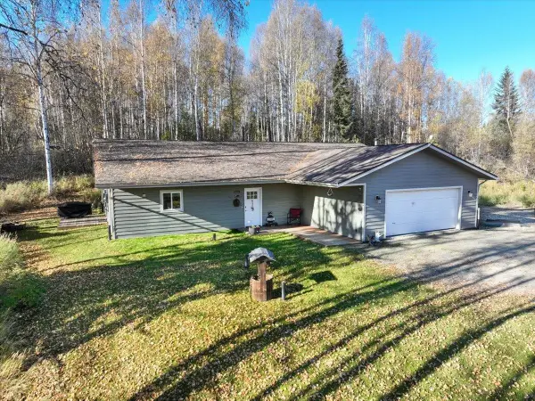 1525 BIRCH HOLLOW COURT, Fairbanks, AK 99712