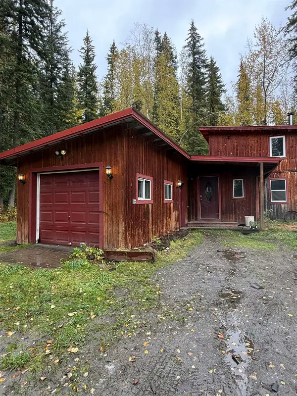 690 MOON MULLEN LANE, Fairbanks, AK 99712